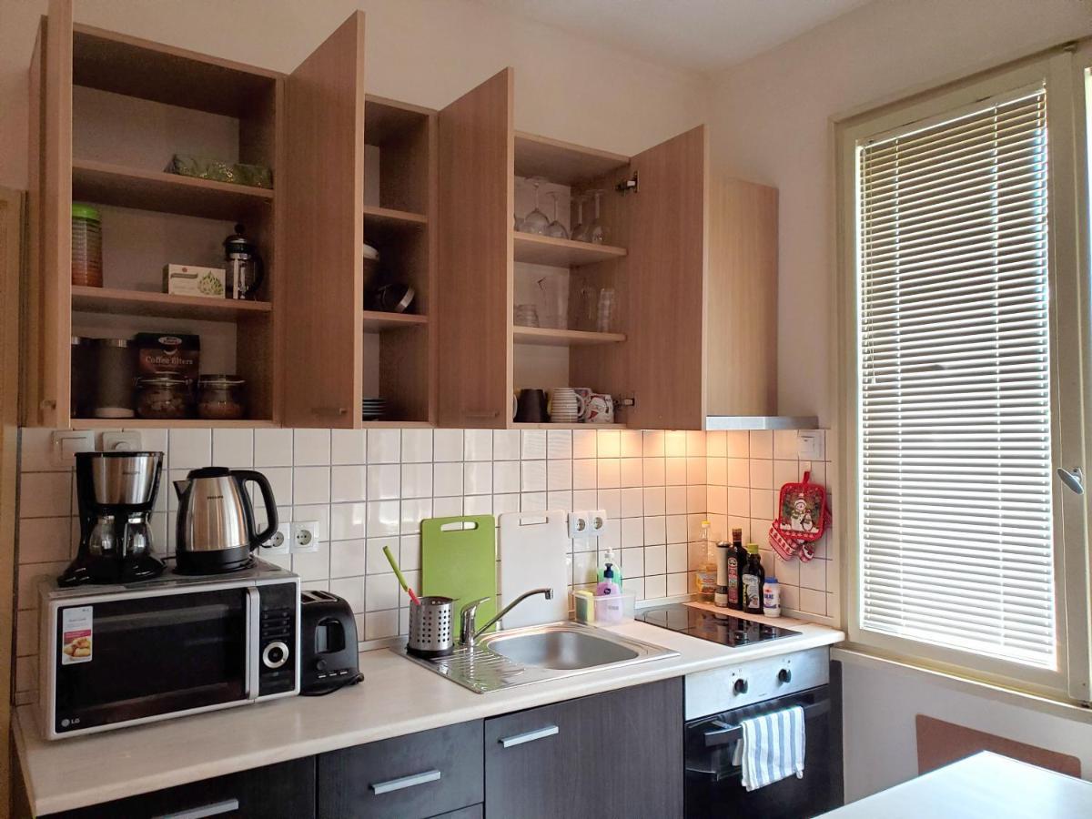 Sunny Apartment
